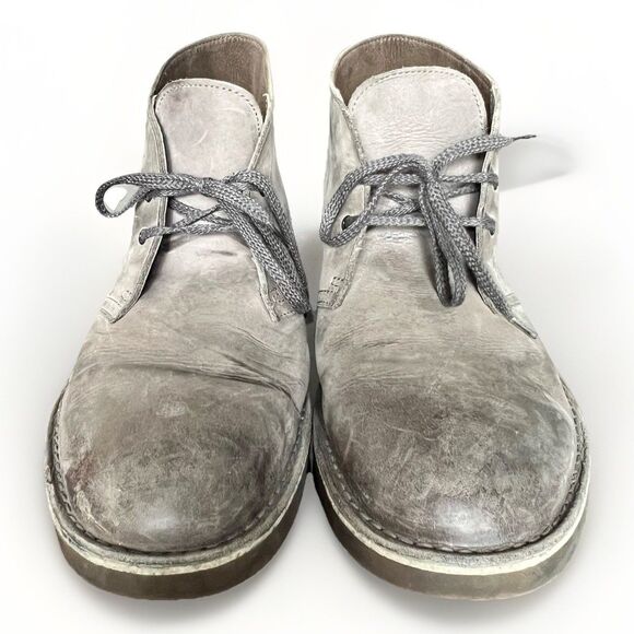 CLARKS Men\'s Bushacre Leather Gray Chukka Boots 11.5‎